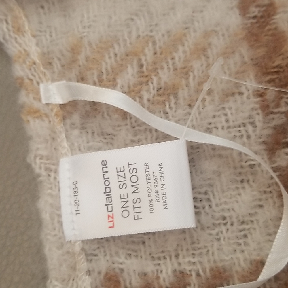 Liz Claiborne Wrap - Picture 3 of 4